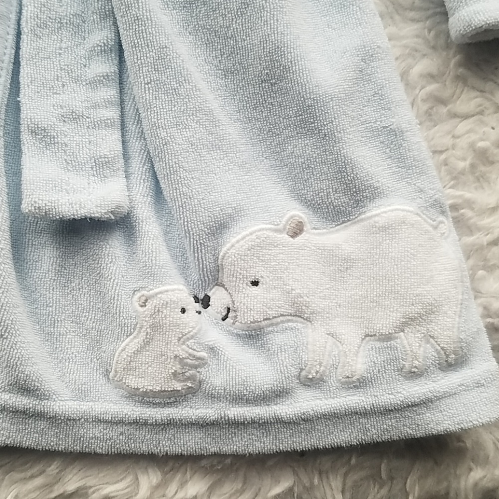 Carters bathrobe - Picture 2 of 4